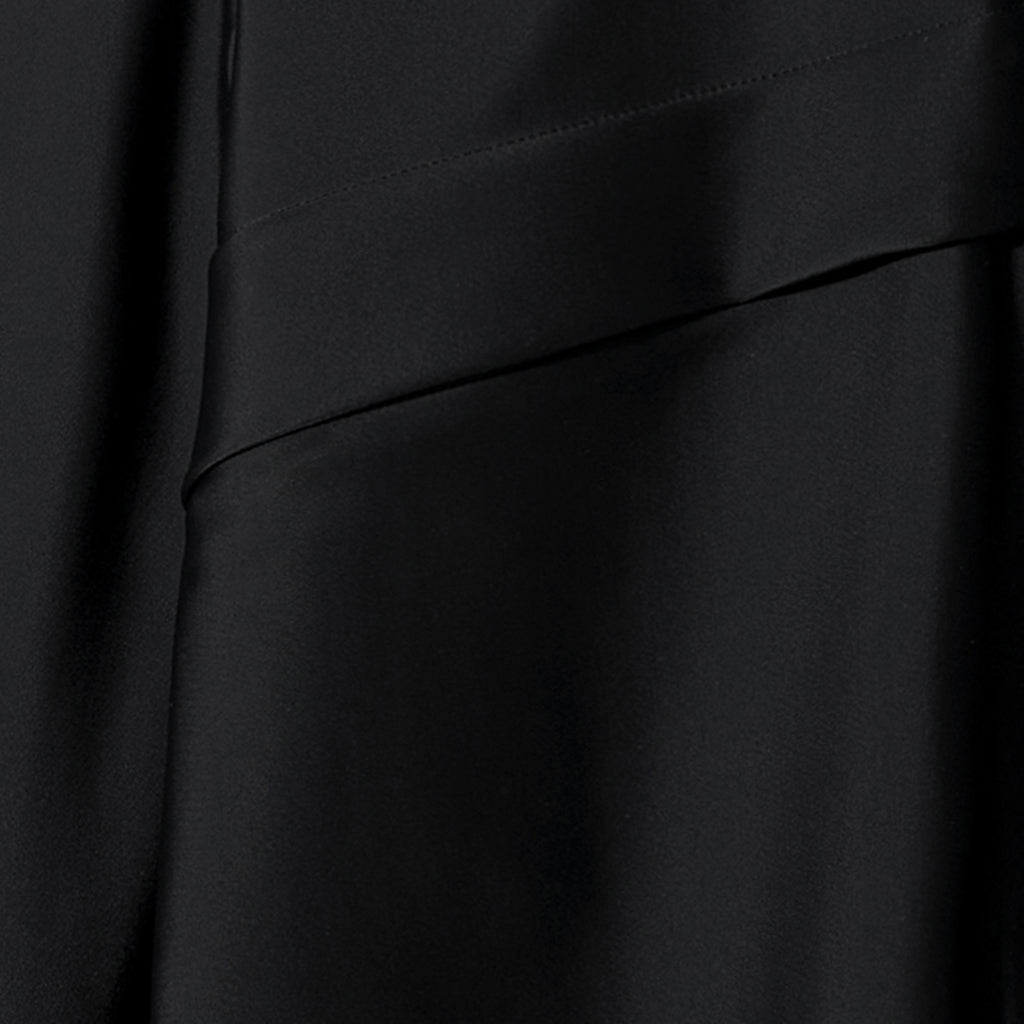 THE WINDBREAKER